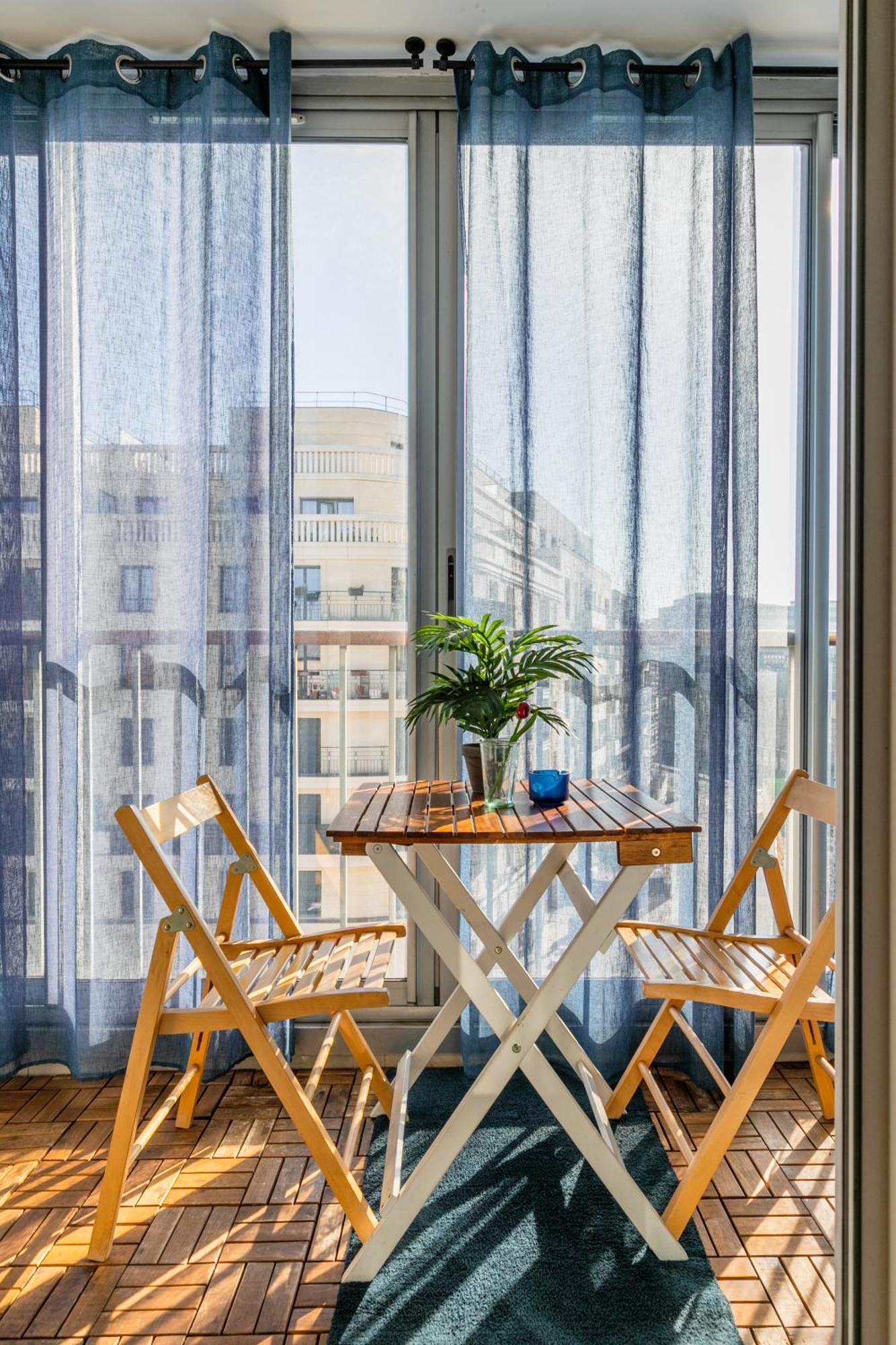 Transports, Parking, A/C & Equipped For Long Stays Saint-Ouen  Extérieur photo