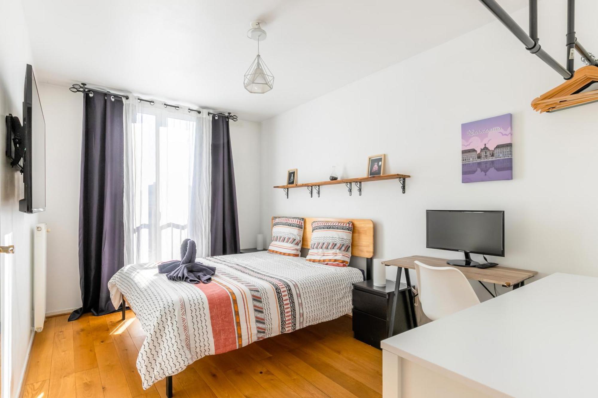 Transports, Parking, A/C & Equipped For Long Stays Saint-Ouen  Extérieur photo